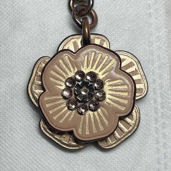 Coach “Tea Rose” Collection BagCharm Keychain Bronze Metal Hangtag and HDWRE - Picture 4 of 13